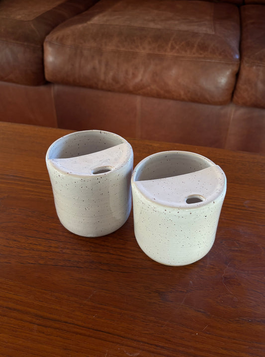 White speckled traveller